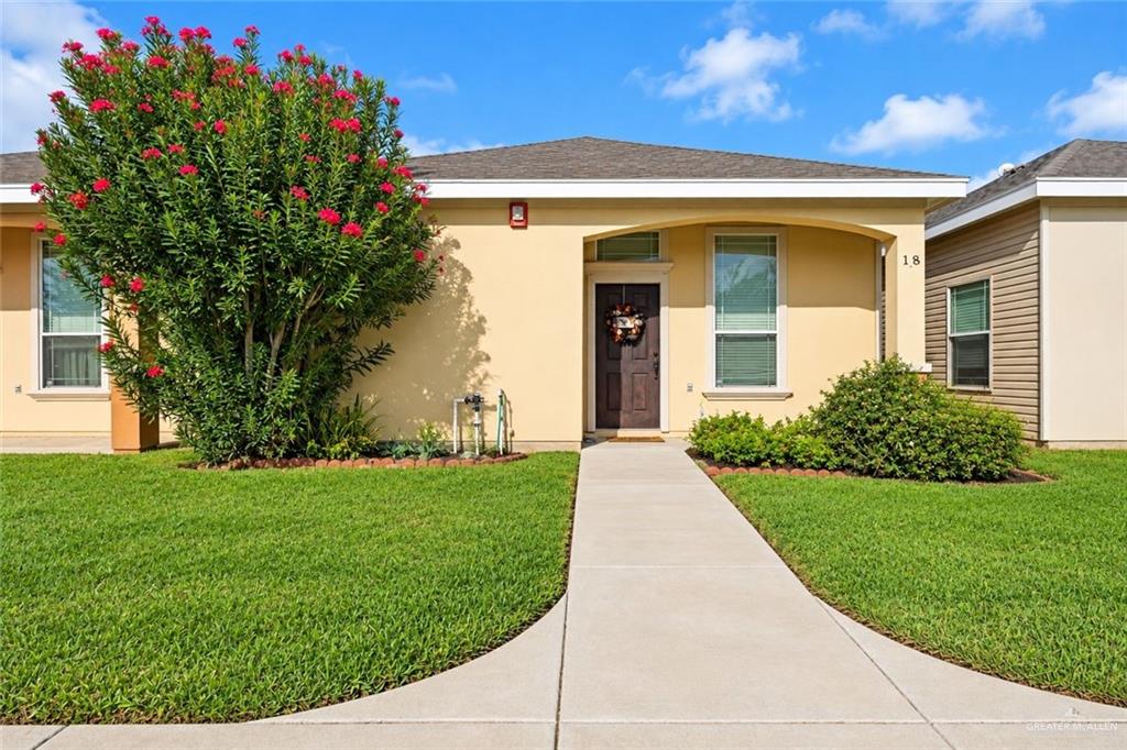 Townhome home at 3217 Sprague Road #18, Edinburg, Texas